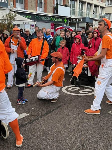 Réserver un groupe de musique pour un mariage ou autres événements sur Fécamp et Etretat 76 - Brailleurs de Tubes Populaires