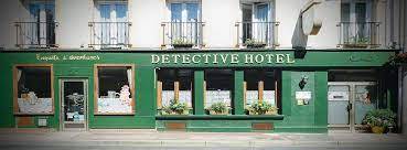 Commander un taxi à destination à Etretat - Le DÉTECTIVE HOTEL